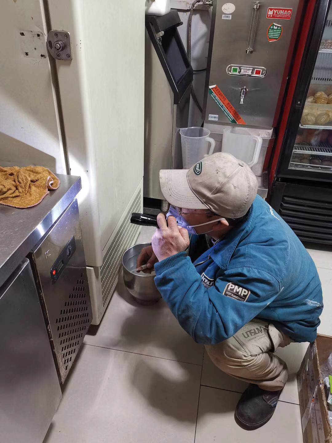 錢江商城進行衛(wèi)生專項檢查工作