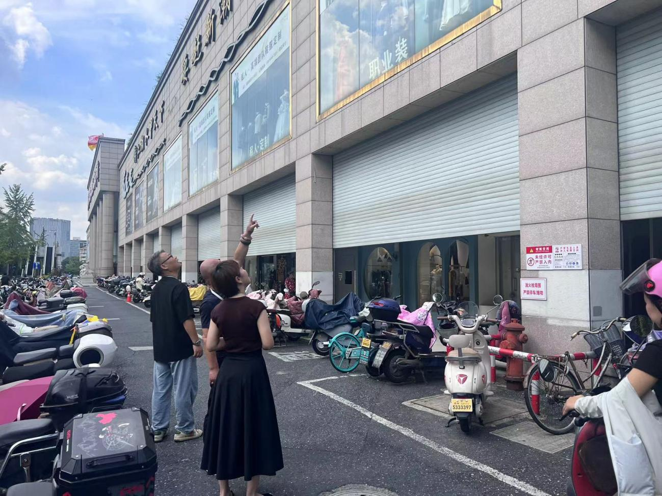 聞“風(fēng)”而動，嚴陣以待錢江商城做好臺風(fēng)防御工作