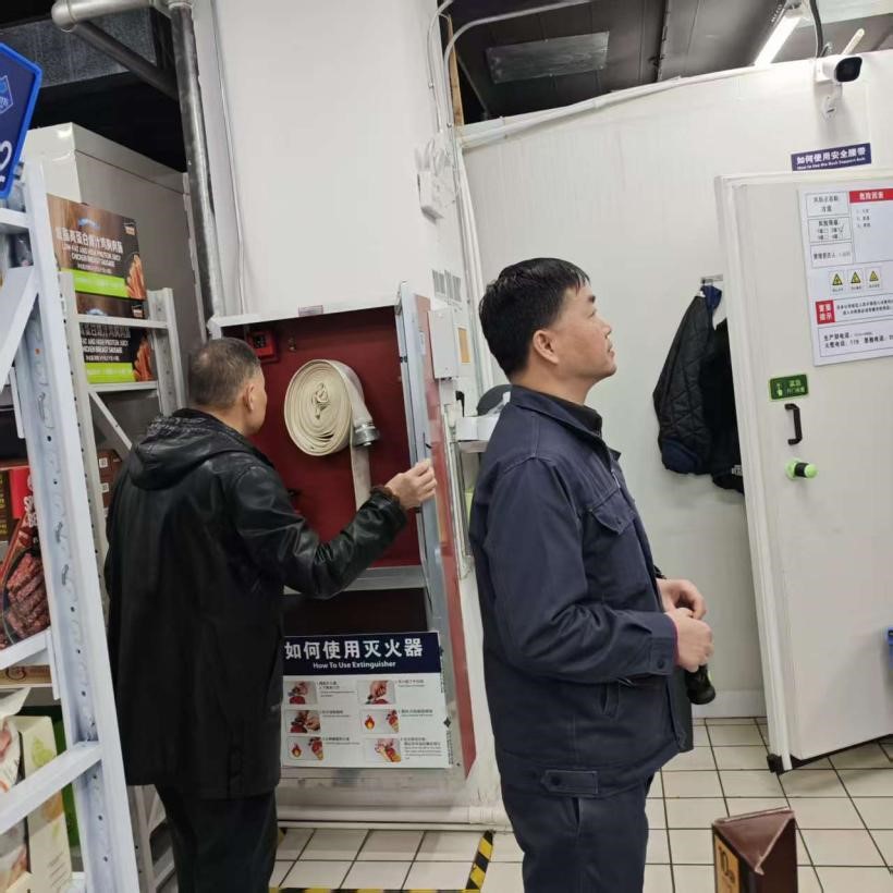 水晶城開(kāi)展全店鋪安全大檢查 筑牢節(jié)日安全防線